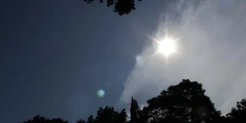 Alerta en Puebla por radiación solar extrema y posibilidad de lluvias