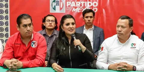 Delfina Pozos Vergara asume la dirigencia del PRI en Puebla