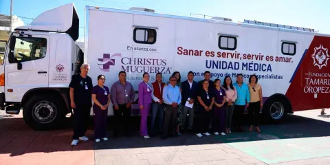 Encabezan Omar Muñoz y Norma Pimentel jornada de salud en Cuautlancingo