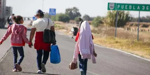 Más de 5 mil migrantes poblanos deportados de Estados Unidos entre enero y agosto
