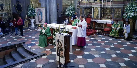 Arzobispo de Puebla pide por víctimas de violencia y llama a construir la paz