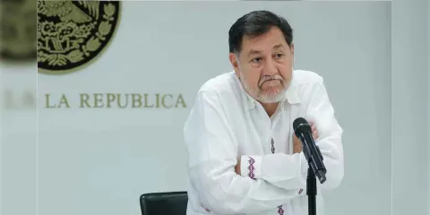 Noroña justifica compra de casa de 12 mdp con sus ingresos de Youtube 