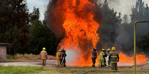 Refuerza Protección Civil habilidades en el manejo contra incendios