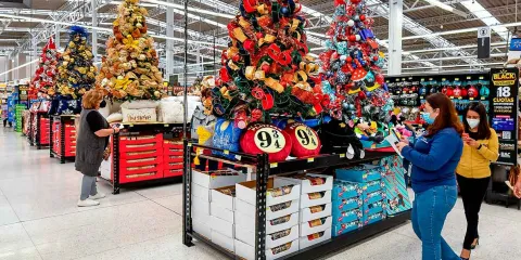 Ventas anticipadas de artículos festivos en Puebla beneficia a empresas y consumidores: Ibero