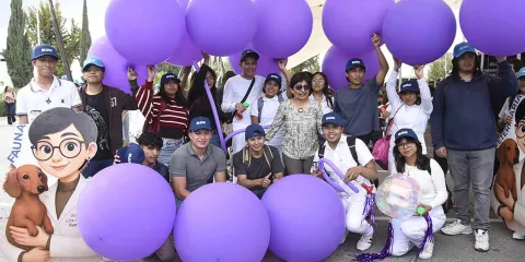 Rectora Lilia Cedillo recibe a estudiantes de nuevo ingreso en Tecamachalco