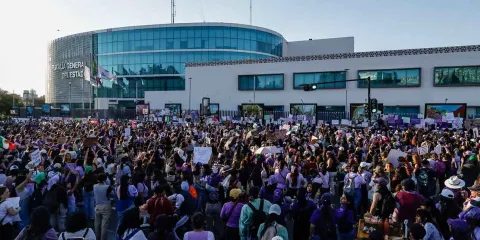 Cuatro poblanas enfrentan denuncias por aborto