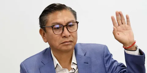 Acataré si me bajan de la coordinación legislativa del PT: Figueroa