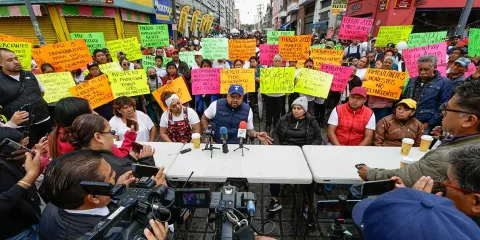  Fuerza 2000 y locatarios rechazan señalamientos