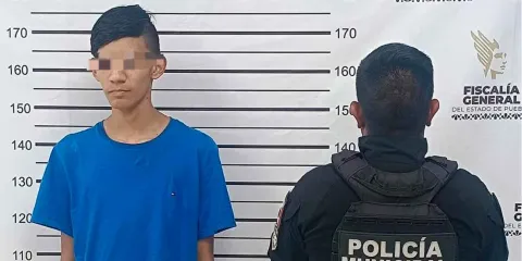 Fue detenido en El Verde cuando se paseaba en un auto robado