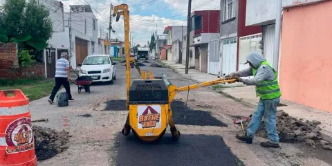 Para el PAN los BACHES en la ciudad superaron el esfuerzo municipal