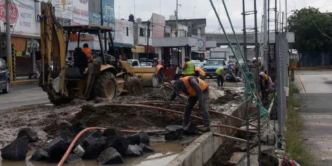 Comerciantes de la Central de Abasto de Puebla rechazan construcción de barda perimetral