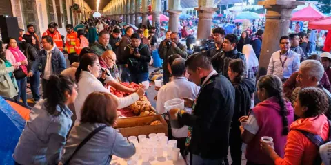 Celebran el Milenario Trueque en San Pedro Cholula 