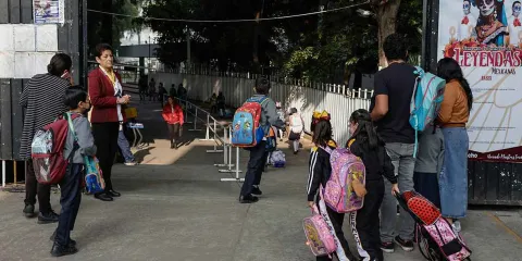 SEP confirma clases normales el 15 de septiembre en Puebla