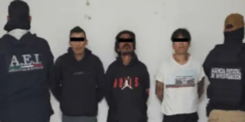Detienen en Puebla a tres hombres ligados a cuerpo entambado en San Antonio