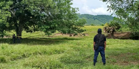Hallan cadáver en avanzado estado de descomposición en Venustiano Carranza