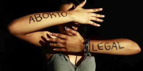 Impulsan desde el Congreso una atención integral durante aborto seguro