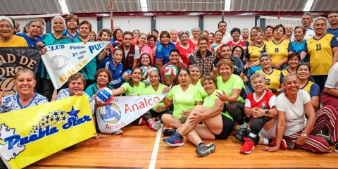 Inaugura Omar Muñoz “Primer Torneo de Cachibol Cuautlancingo 2025”