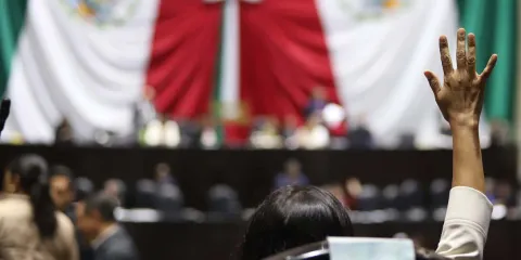 Puebla insiste en la eliminación de representantes plurinominales