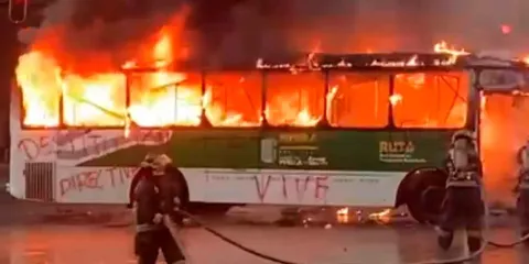 Armenta acusa a “Simitrio” de orquestar quema de autobús RUTA 