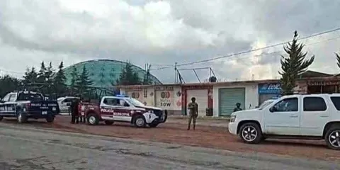 Sicarios ejecutaron a “El Vidrios” y “El Vaquero” en carretera de Zacatlán