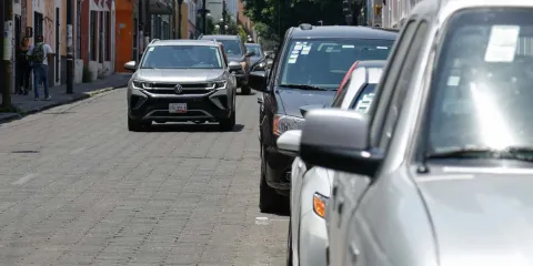 Sin nuevos impuestos, pero con más parquímetros: así será el presupuesto 2026 en Puebla