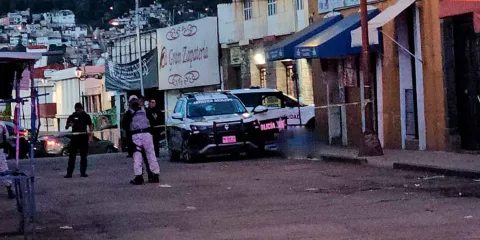 Joven muere apuñalado tras riña en el mercado La Acocota; detienen al presunto responsable
