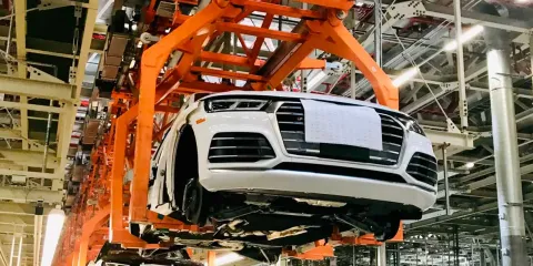 AUDI suspende producción de autos por cierre de carreteras y vía férreas  
