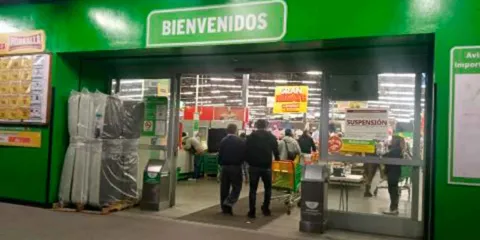 Profeco suspende temporalmente venta de productos en Bodega Aurrerá de Cuautlancingo