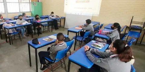 Regresan a clases presenciales 41 mil 566 estudiantes en la Sierra Norte