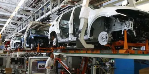 Este lunes paran producción del Jetta y Tiguan en Volkswagen