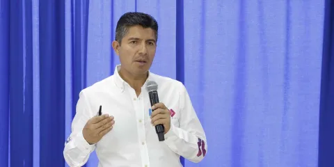 Panistas llaman a evitar que Lalo Rivera dé un paso al partido naranja