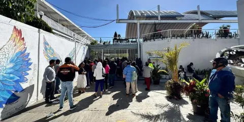 Seis alumnos heridos tras desplomarse techo en escuela de Atlixco