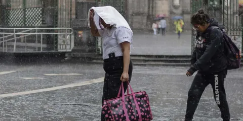 Tormentas eléctricas en Puebla: operativo especial atiende puntos críticos
