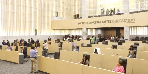 En el Congreso piden terminar “riñas verbales” entre legisladores