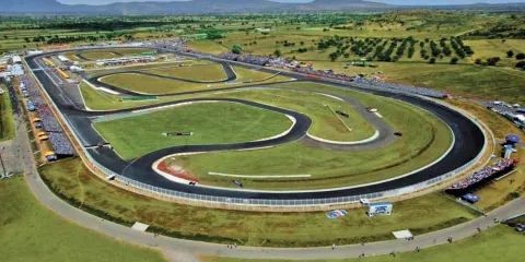 Gobierno pretende llevar los “arrancones” clandestinos al Autódromo de Amozoc