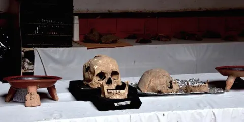 Hallan entierro prehispánico de 2,800 años en Atlixco; INAH revela detalles del individuo Maxtli