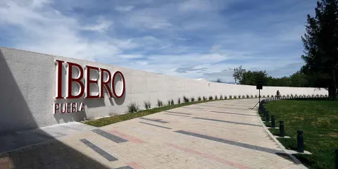 Ibero Puebla lanza convocatoria para la Maestría en Literatura Aplicada y ofrece dos becas para el periodo 2026-2028