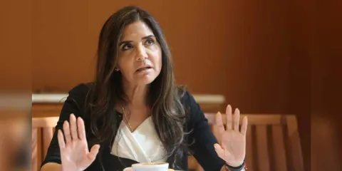 La senadora Barrales sólo vino a “chimultrufiar”, respondió Morena