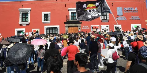 Morena acusa infiltración del PAN en marcha de Generación Z en Puebla y exige investigar agresiones