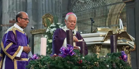 Adviento inicia con un fuerte llamado a la esperanza en Puebla: el arzobispo pide iluminar la oscuridad social