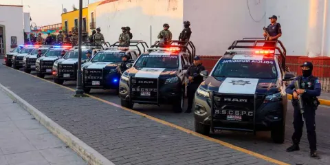 San Pedro Cholula refuerza seguridad: entregan ocho nuevas patrullas a la SSC para fortalecer operativos