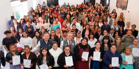 Reconoce Pepe Chedraui a 200 mujeres por fortalecer sus habilidades para el emprendimiento