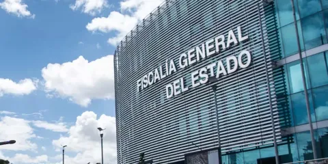 Acusa alcalde de Izúcar a la FGE de condicionar entrega de cuerpos