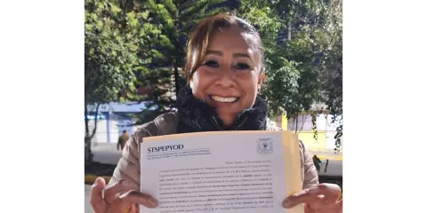 Brenda Velázquez formaliza candidatura en el STSPEPYOD y presenta plan 