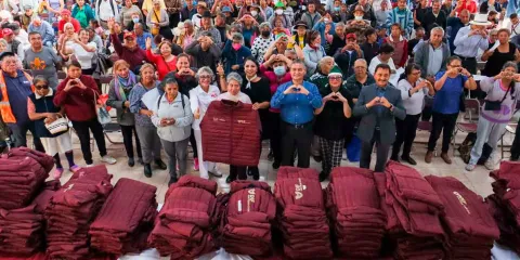 Abrigando Cholula inicia en Momoxpan para proteger a adultos mayores ante el frío