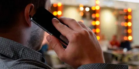 Fiscalía de Puebla rescata a víctima de secuestro virtual y refuerza el uso de la app “No Te Alarmes”