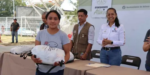 Familias de Atlixco recibieron apoyos alimentarios 