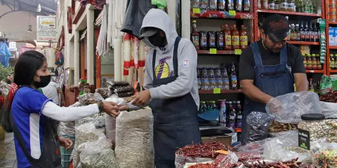 Puebla mantiene inflación baja en noviembre y se coloca por debajo del promedio nacional
