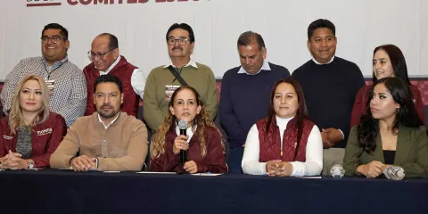 Los candidatos poblanos morenistas en 2027 se definirán en la CDMX