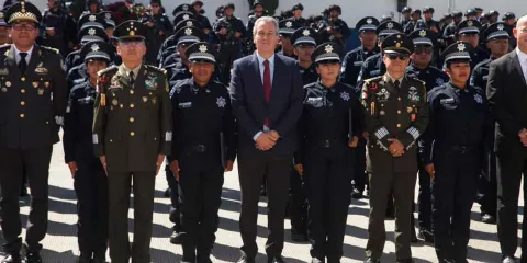 Encabeza Pepe Chedraui graduación de cadetes de la Academia de Formación y Profesionalización Policial de la SSC